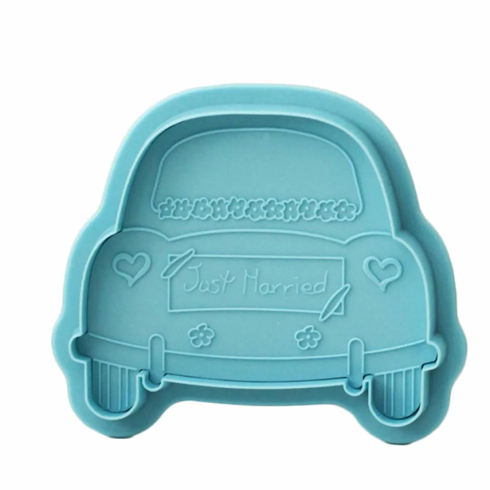 Cortapastas con expulsor coche de novios 11cm