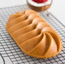 Molde Heritage Loaf Pan Nordic Ware