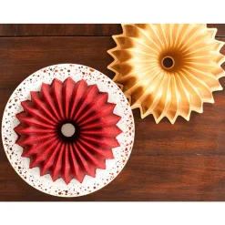 Molde Nordic Ware Brilliance Bundt Pan Dorado