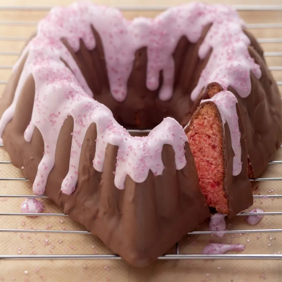 Molde Nordic Ware Bundt Elegant Heart