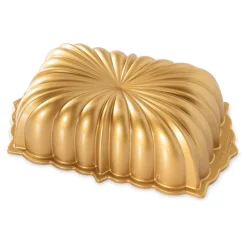Molde Nordic Ware Classic Fluted Loaf