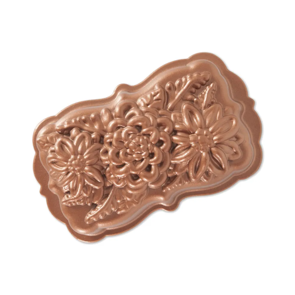 Molde Nordic Ware Floral Loaf Pan
