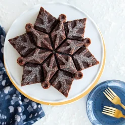 Molde Nordic Ware Snowflake Cake Pan Frozen 2