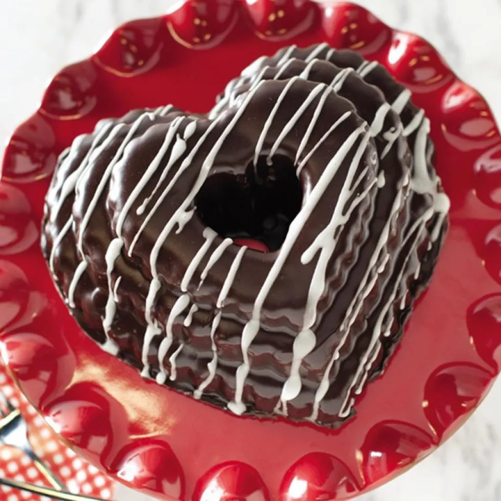 Molde Nordic Ware Tiered Heart Bundt