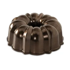 Molde Original Bundt Pan - Nordic Ware